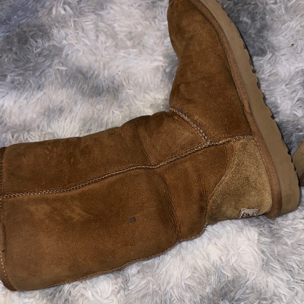 UGG Classic Tall Boots Chestnut - Picture 6 of 10